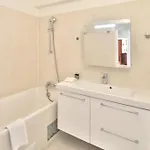 Le Mozart - 16e Arrondissement Апартаменты *